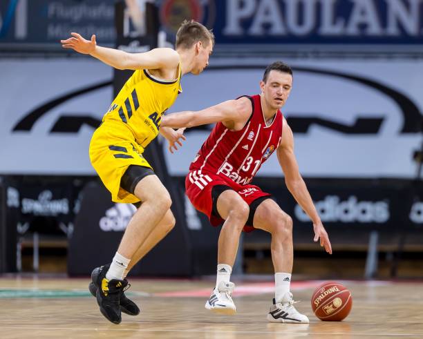 曾因类似的 曾因类似的