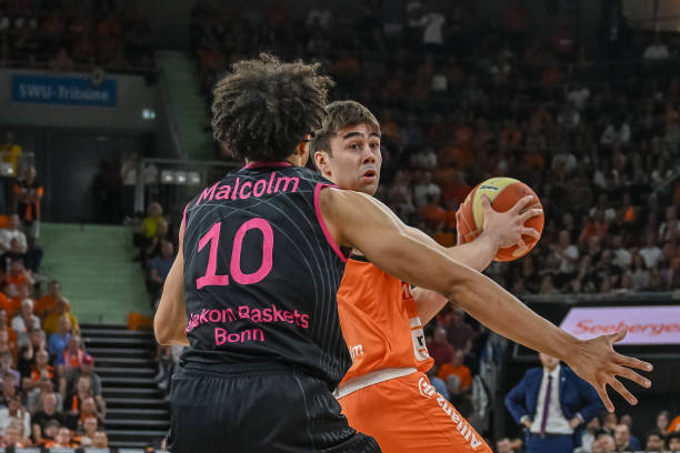 划水频率明 划水频率明