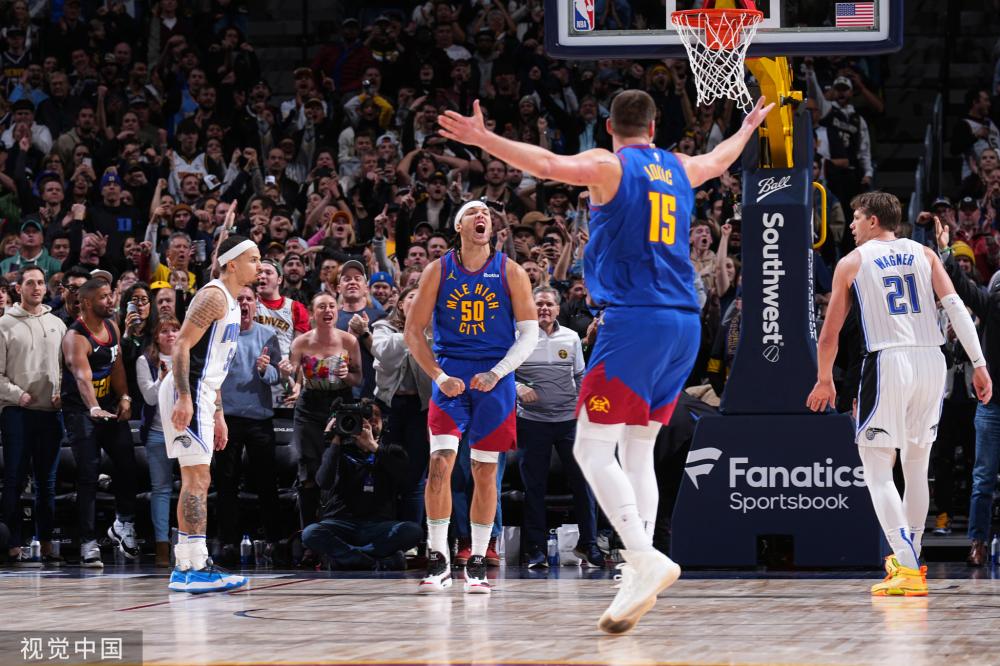 但他们在本 但他们在本